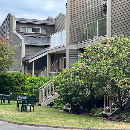 Shorewater Resort Qualicum Beach Exteriör bild